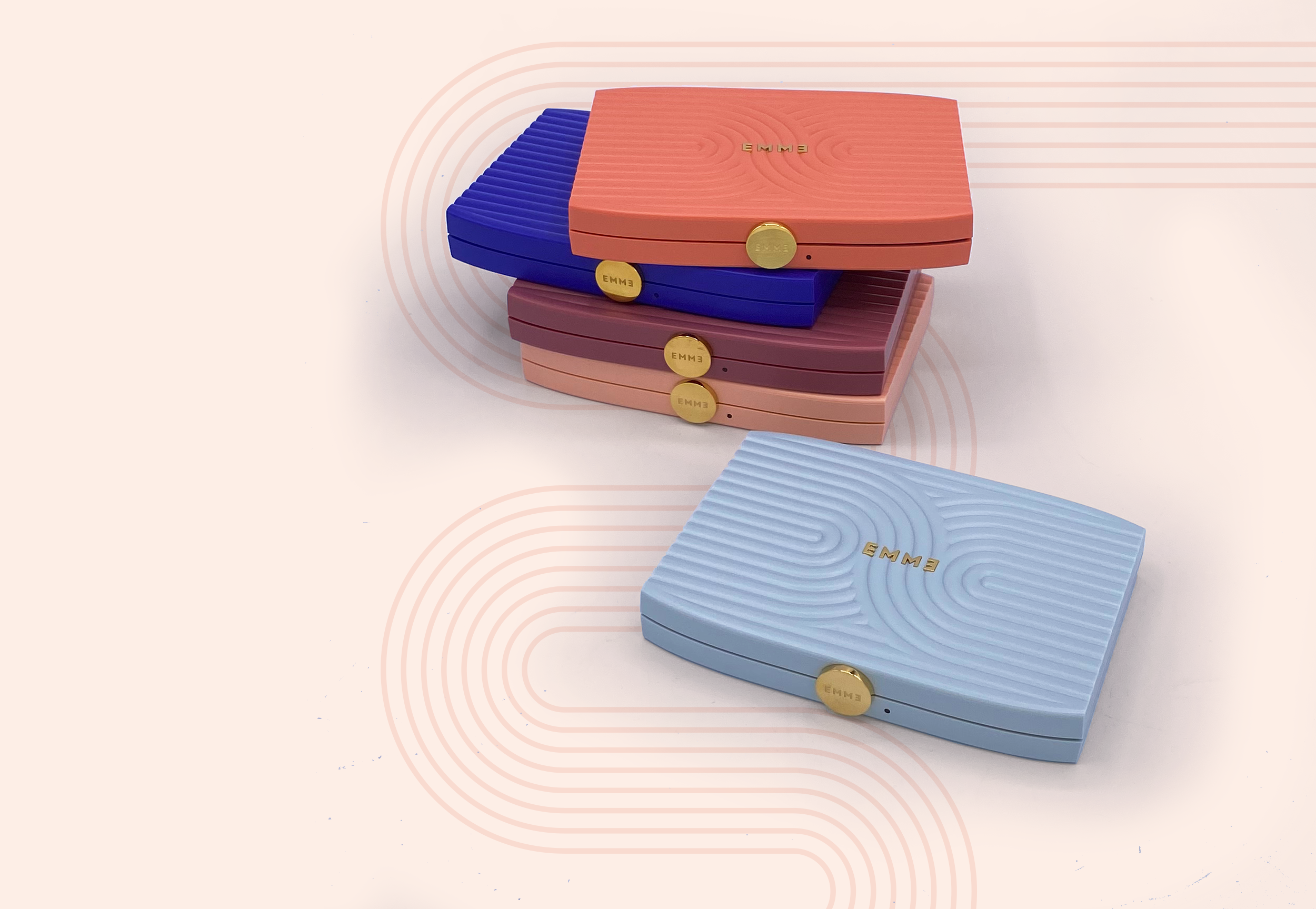 The Emme Smart Case is the best birth control reminder tool available.
